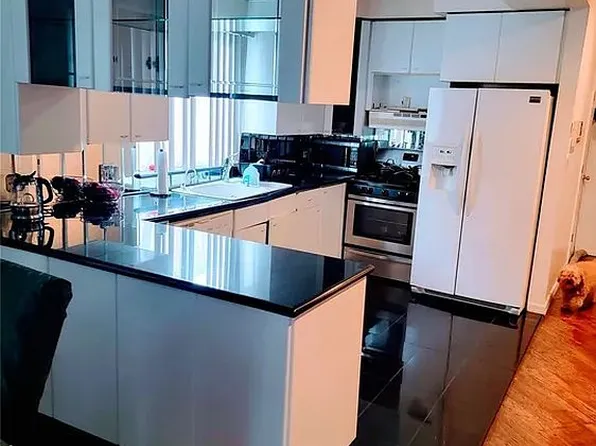 8709 Stillwells Pl, Brooklyn, NY 11236