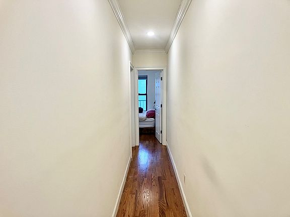 5th image of 146 17th St APT 1C