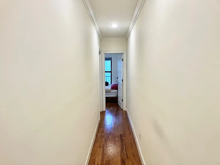 146 17th St #1C — Photo 5