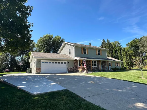 3208 E Dix Dr, Milton, WI 53563