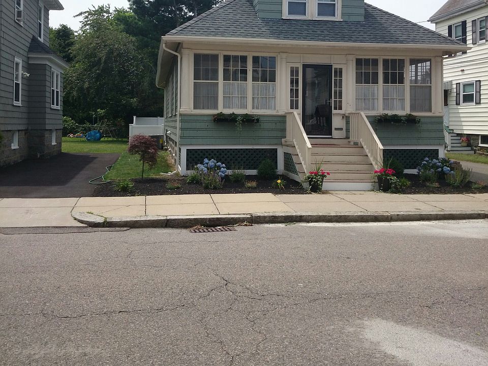 2nd image of 129 Milton St
