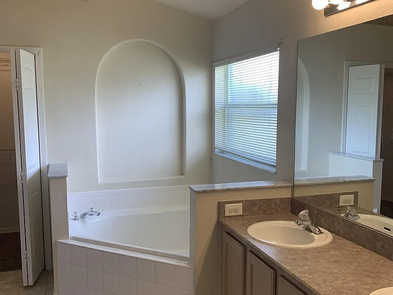 8113 Pomo Dr — Photo 7