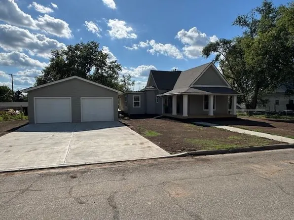 625 N Sheridan St, Minneapolis, KS 67467