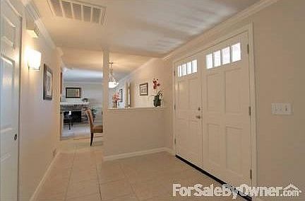 4th image of 6125 Chesbro Ave