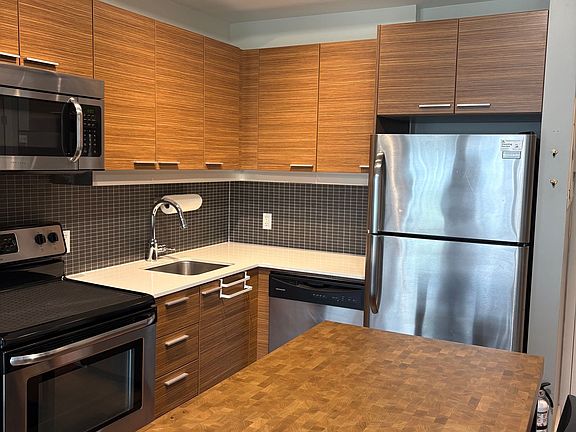 5th image of 349 McLeod St #531