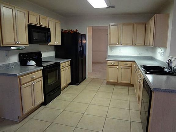 5th image of 1664 Hickory Creek Ln