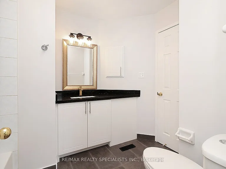 35 Malta Ave #5 — Photo 15