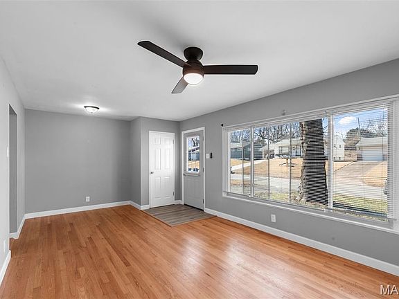 5th image of 10132 Dellridge Ln