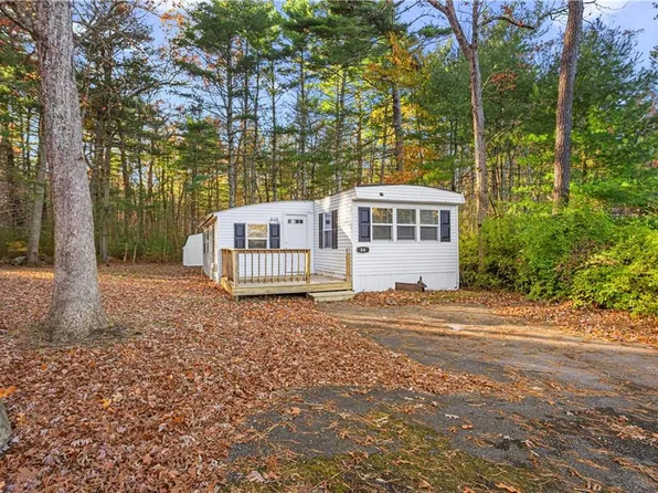 84 Linda Dr, Coventry, RI 02816