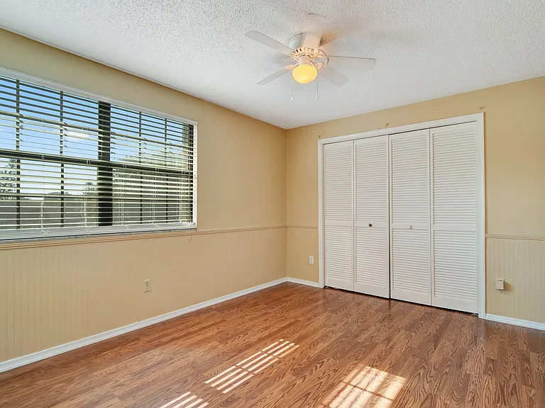 110 N Deerwood Ave — Photo 12