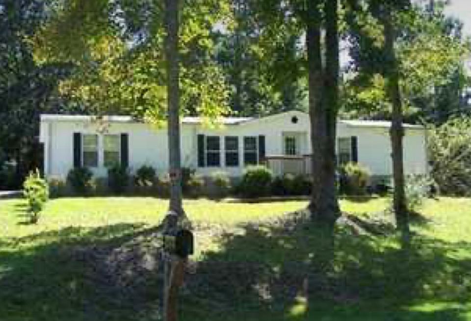 1st image of 6 Peachtree Lake Dr