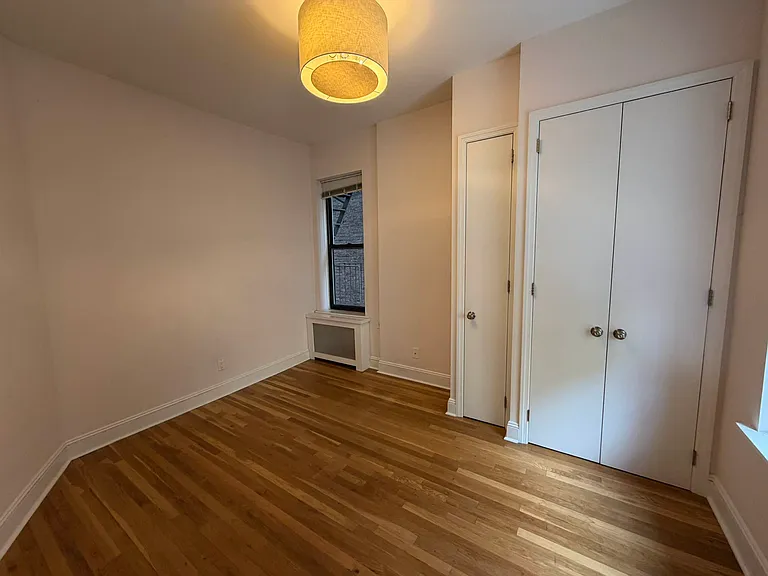 654 Amsterdam Ave #2B — Photo 2