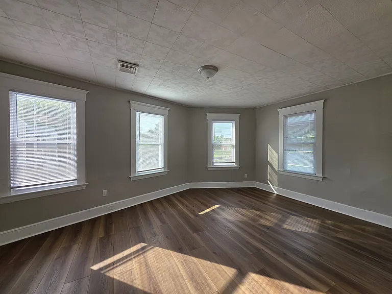 401 Sherman Ave #F-6 — Photo 3