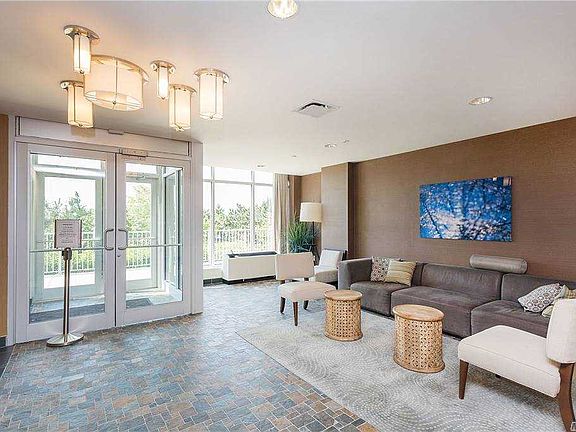 4th image of 40-28 College Point Blvd #1703