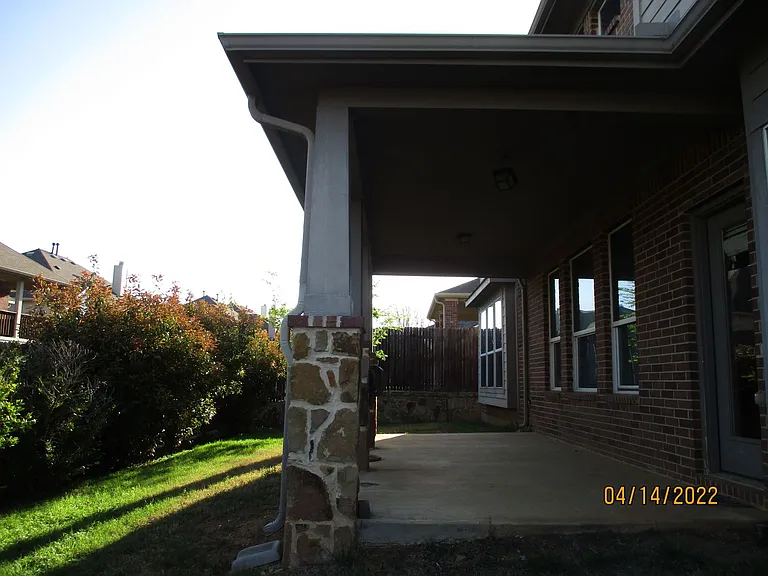 2505 Mesa Glen Dr — Photo 32