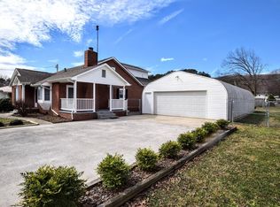 166 Collins St, Spring City, TN 37381