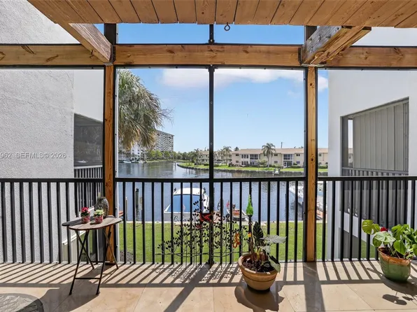 1100 SE 5th Ct APT 24, Pompano Beach, FL 33060