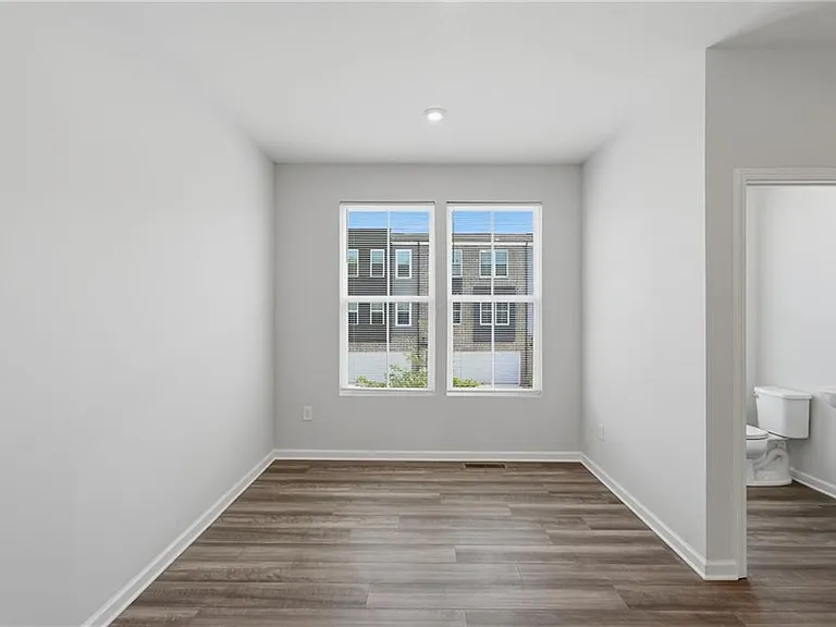 1422 Creekside Cir #211 — Photo 13