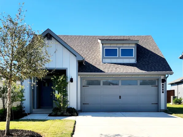 688 Capstone Cir, Granbury, TX 76048