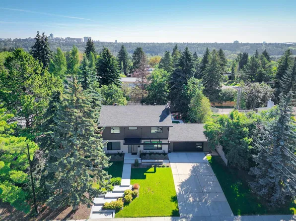 7727 139th St NW, Edmonton, AB T5R 0E9