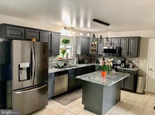 1027 Lily Ln, Temple, PA 19560