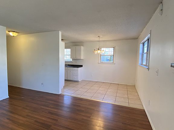 3rd image of 1718 Edgewood Ave