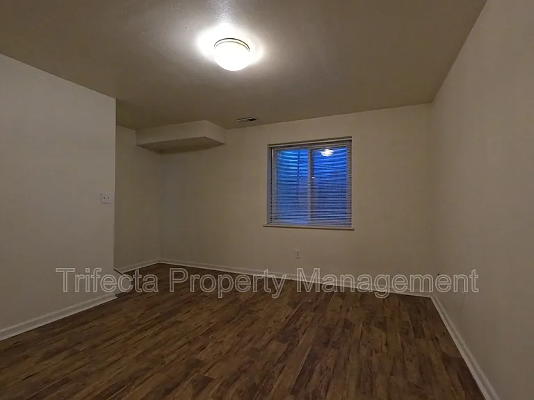 2121 35th Ave #18 — Photo 14