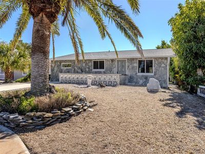 325 Palmetto Rd W, Nokomis, FL, 34275