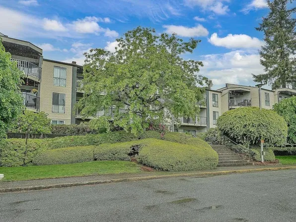9952 149th St #215, Surrey, BC V3R 7W7