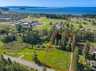 268 Valley Rd, Oak Harbor, WA 98277