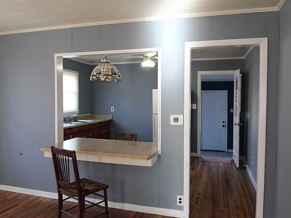 3rd image of 1428 Little Ave