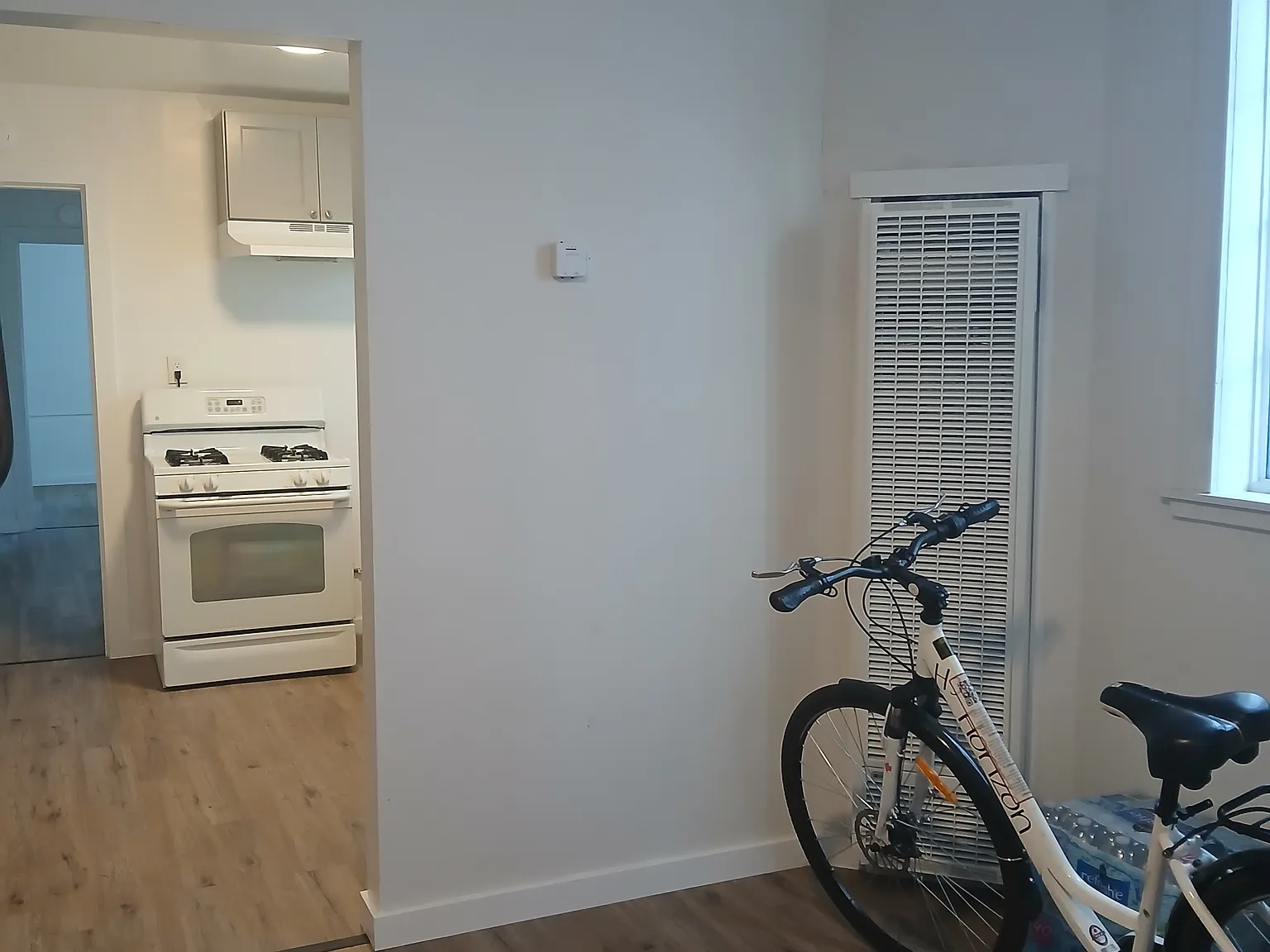 545 Central Ave — Photo 4
