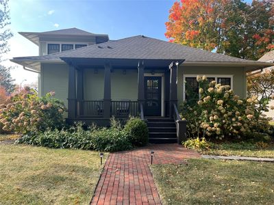1304 Main St, Pella, IA, 50219