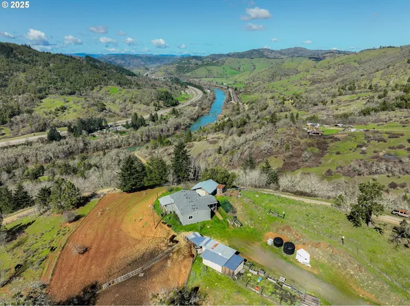 649 David Dr, Myrtle Creek, OR 97457