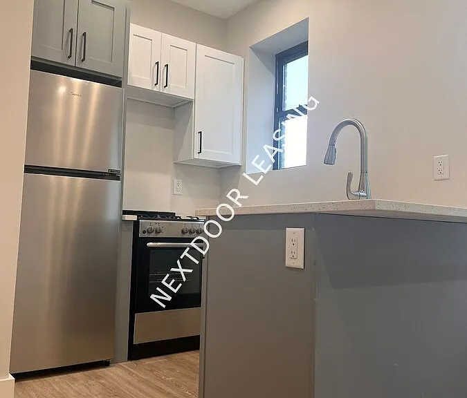 269 Martin Luther King Dr #2CM — Photo 11