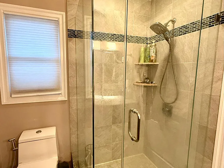 13-55 Comerford Pl — Photo 11
