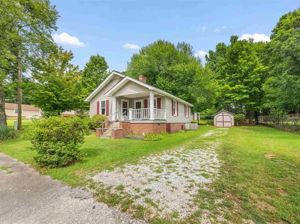 704 Slater Rd, Marietta, SC 29661