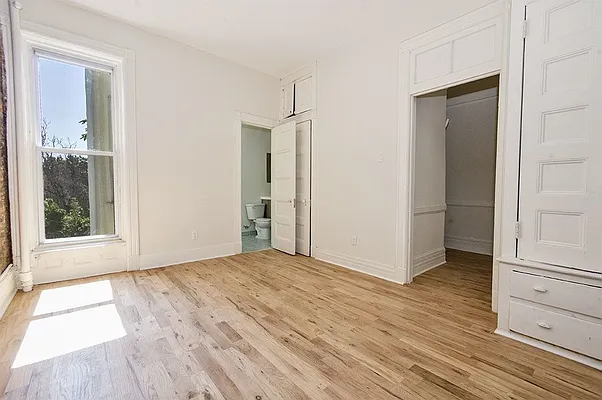 Rented by Level Group | media 13