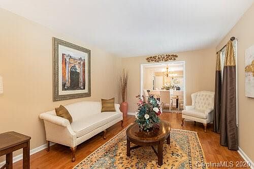 5th image of 4709 Farm Pond Ln