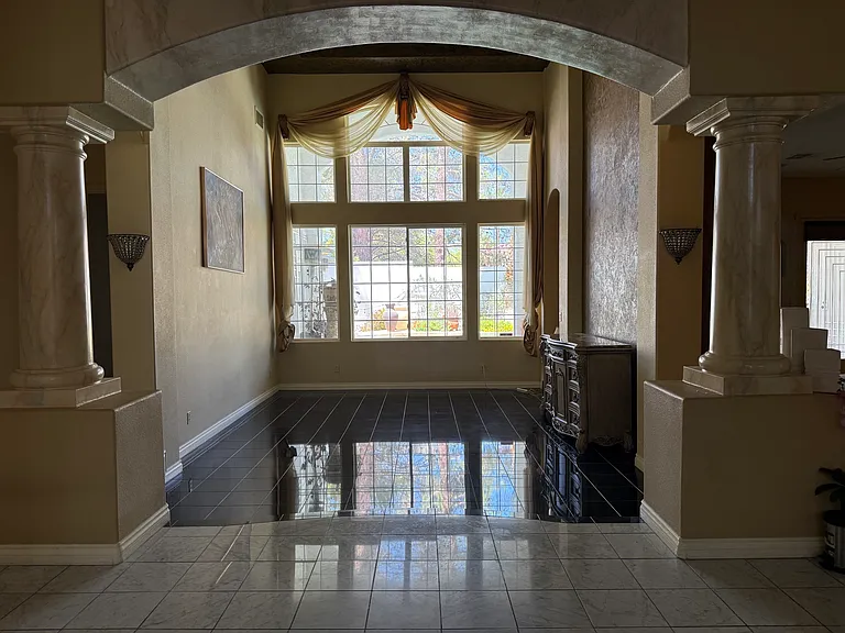 8120 Sapphire Bay Cir — Photo 26