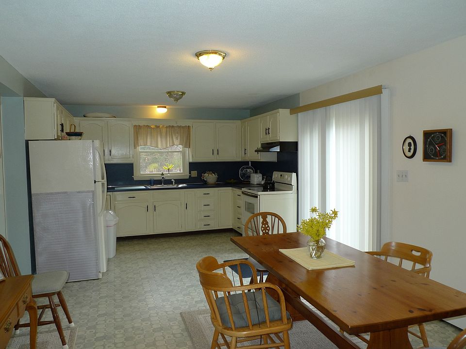 Kitchen/Dining