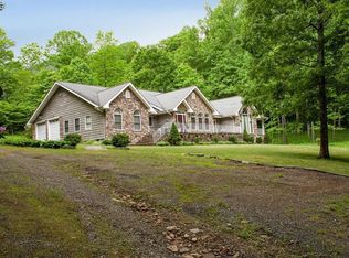 327 Shuford Creek Rd, Burnsville, NC 28714