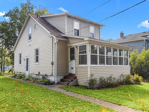 2nd image of 635 Chapin Ct