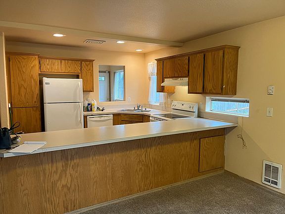 Open area downstairs