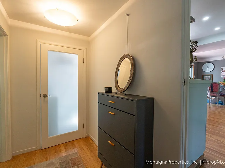 16911 Kennedy Rd — Photo 20