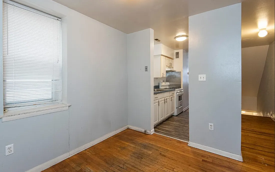 Building Photo - 5172 Parkside Ave #2