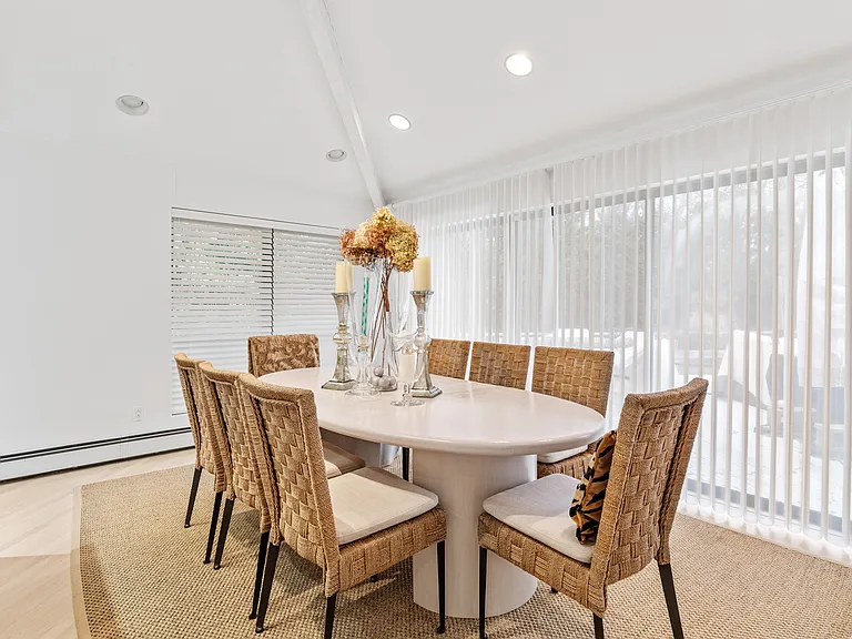 82 Wooleys Dr — Photo 6