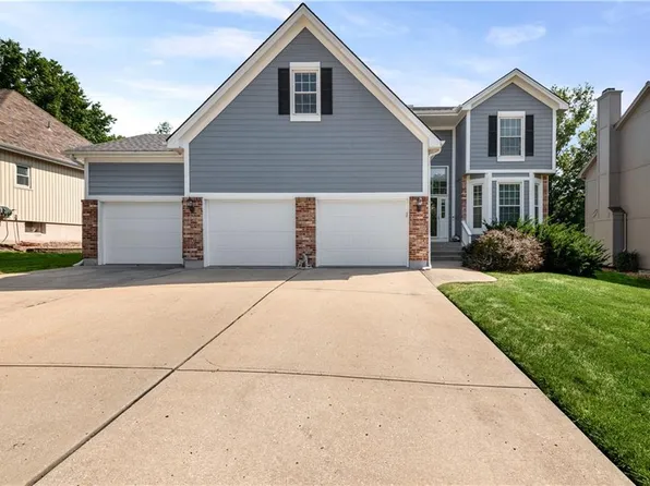 9407 N Tracy Ave, Kansas City, MO 64155