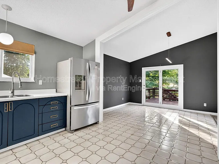 4157 Attleboro Ct — Photo 9
