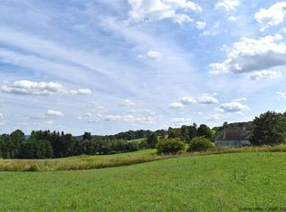 139 Willow Brook Rd, Clinton Corners, NY 12514